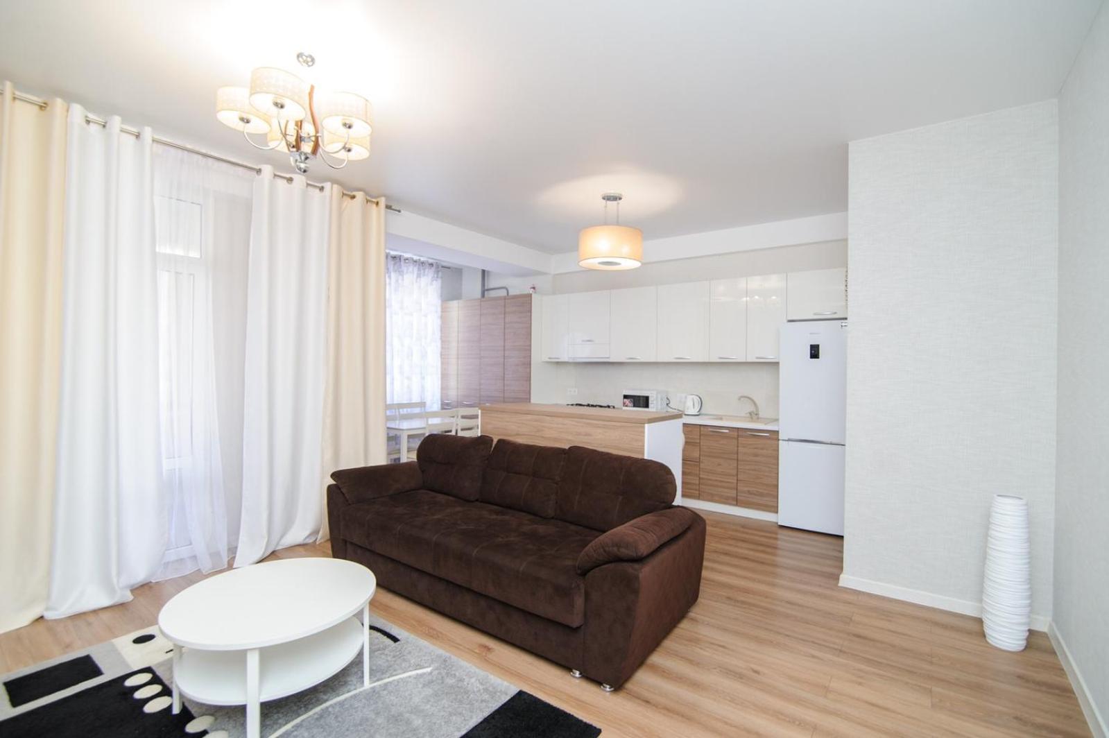 Extra Grand Lev Tolstoi Two Bedrooms Кишинев Екстериор снимка